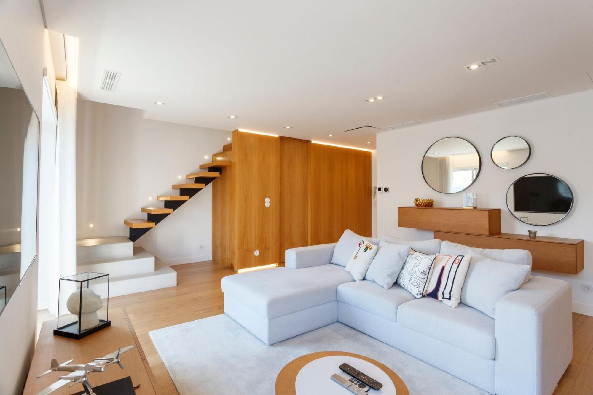 Luxury Suite With Balcony And Shared Accommodation In The Parque Eduardo VII Area Lisbon Luaran gambar